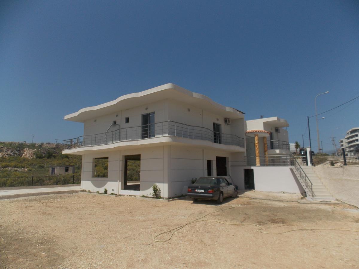 Hotel Irini Sarandë Exterior foto